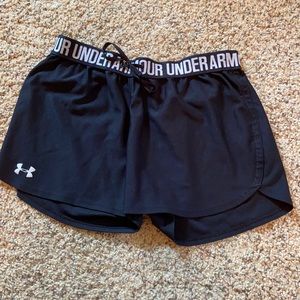 Black under armour athletic shorts